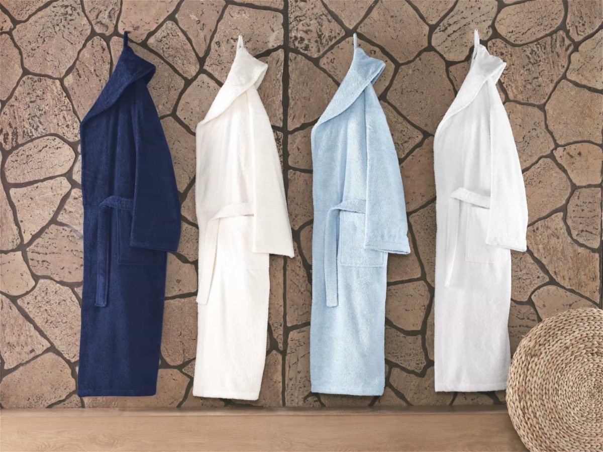 10 Essential Things to Consider When Buying a Bathrobe