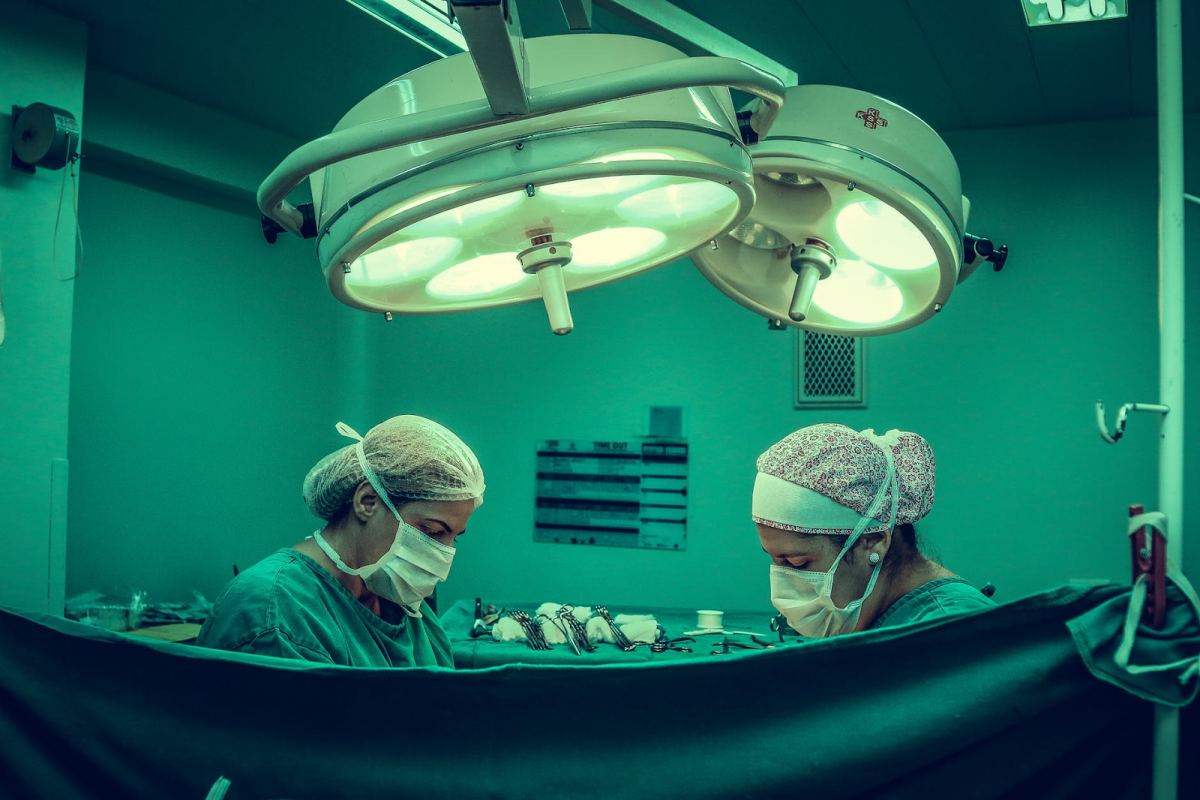 10 Reasons Plastic Surgery is So Popular