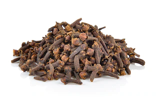 benefits of cloves to a woman